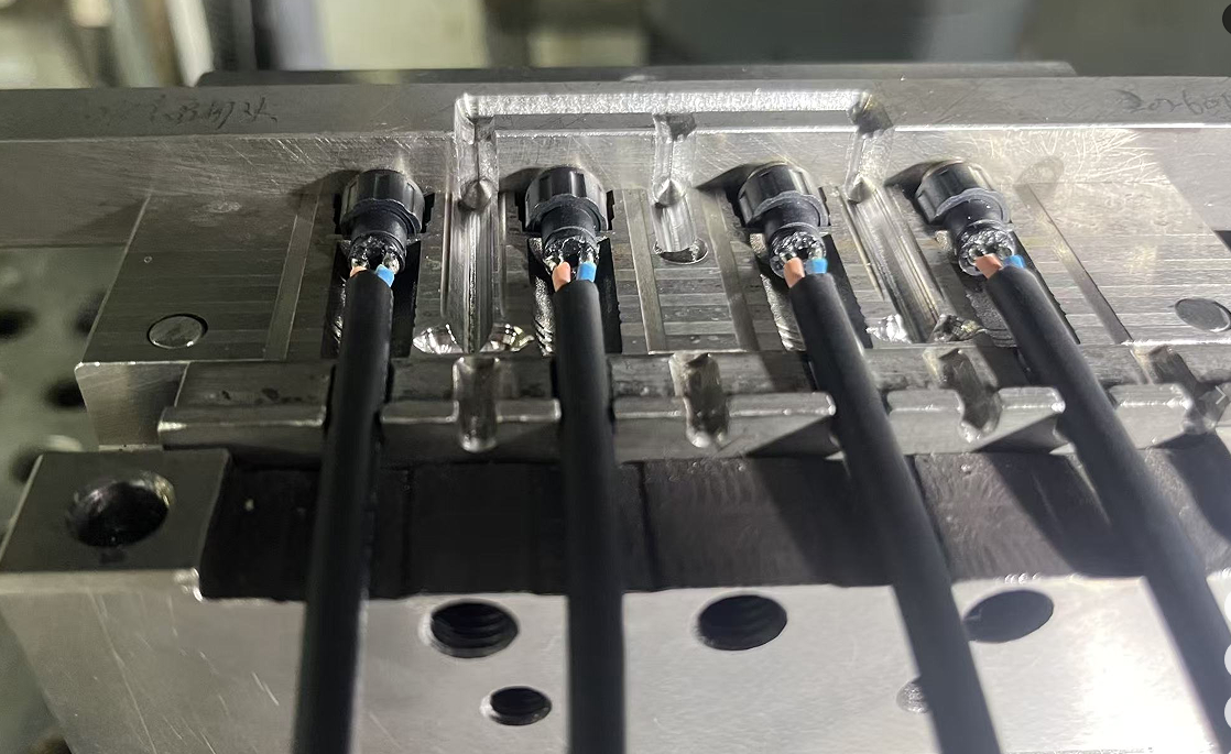 Waterproof Connector Molding